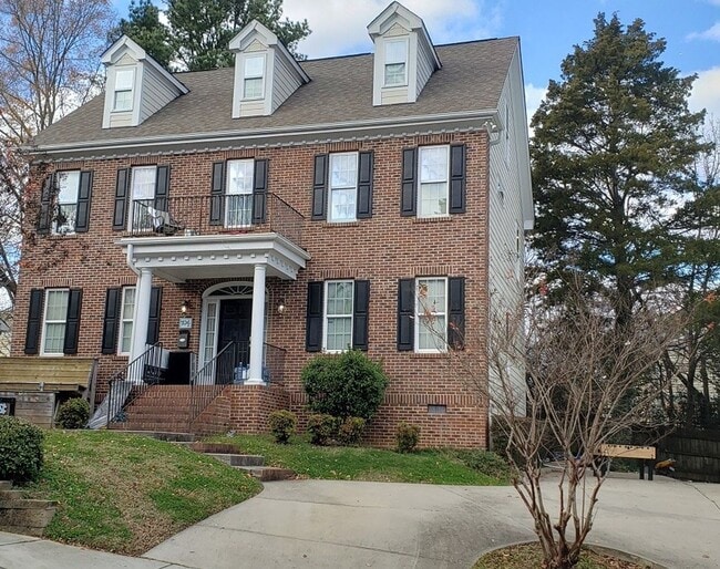 property at 104 W Longview St