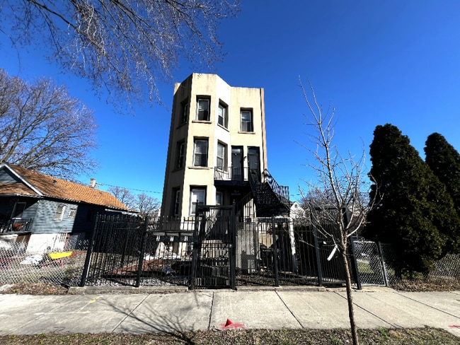 property at 9613 S Ave N
