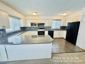 10648 Wren St NW in Coon Rapids, MN - Building Photo - Building Photo