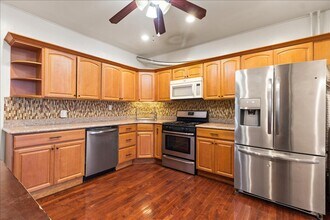 949 Summit Ave in Jersey City, NJ - Building Photo - Building Photo