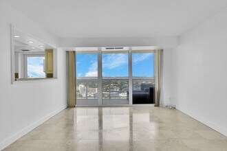 2841 N Ocean Blvd in Fort Lauderdale, FL - Building Photo - Building Photo