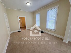 1406 W Main St in Muncie, IN - Foto de edificio - Building Photo