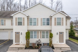 Ashley's Garden Estates in Buffalo, NY - Building Photo - Building Photo