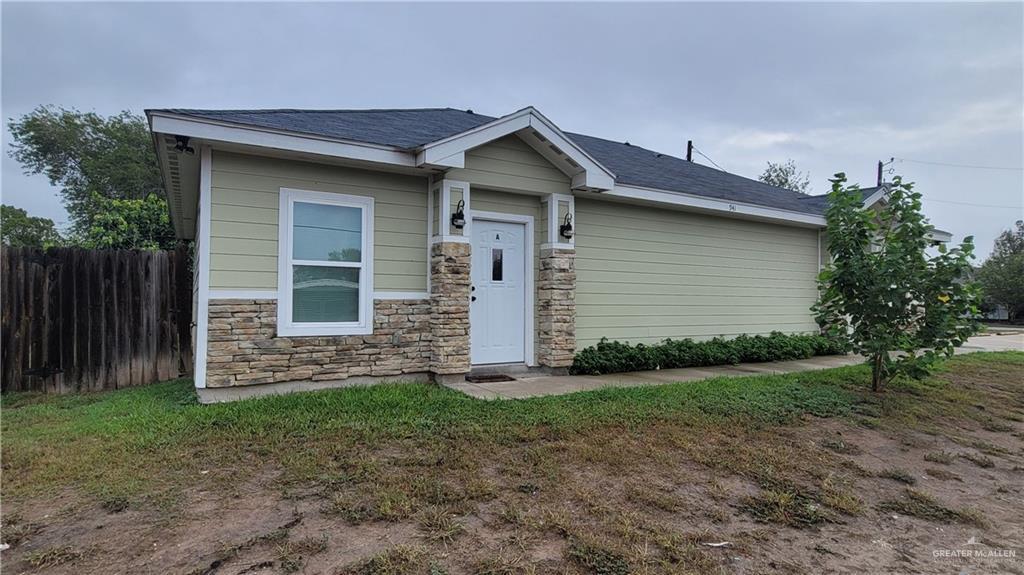941 S Indiana Ave in Mercedes, TX - Building Photo