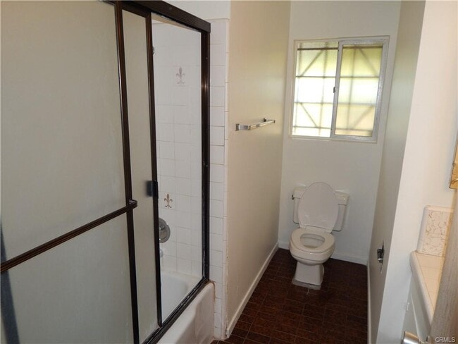 property at 2795 Temple Hills Dr