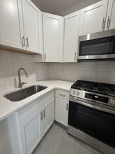 92-94 Shawmut Ave-Unit -1 in New Bedford, MA - Foto de edificio - Building Photo
