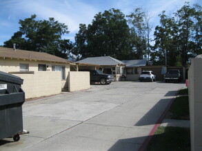 1453 N Sierra Way in San Bernardino, CA - Building Photo - Building Photo