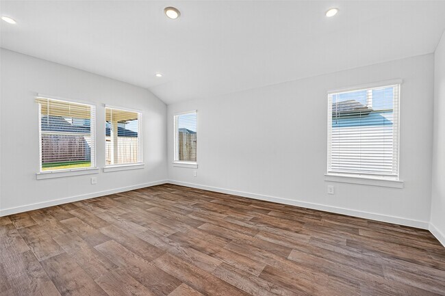 property at 4215 Russet Elm Ln