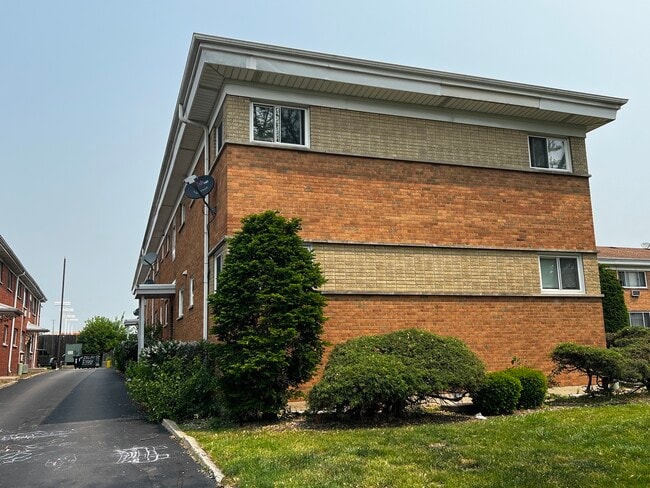 property at 1220 Carol St