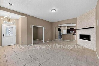 8605 Mock Heather Rd NW in Albuquerque, NM - Building Photo - Building Photo