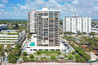 Mar Del Plata in Miami Beach, FL - Foto de edificio - Building Photo