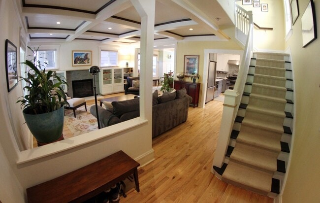 2919 E Cherry St in Seattle, WA - Building Photo - Building Photo