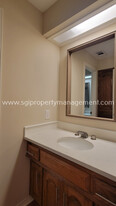 9955 Chimney Hill Ln in Dallas, TX - Building Photo - Building Photo