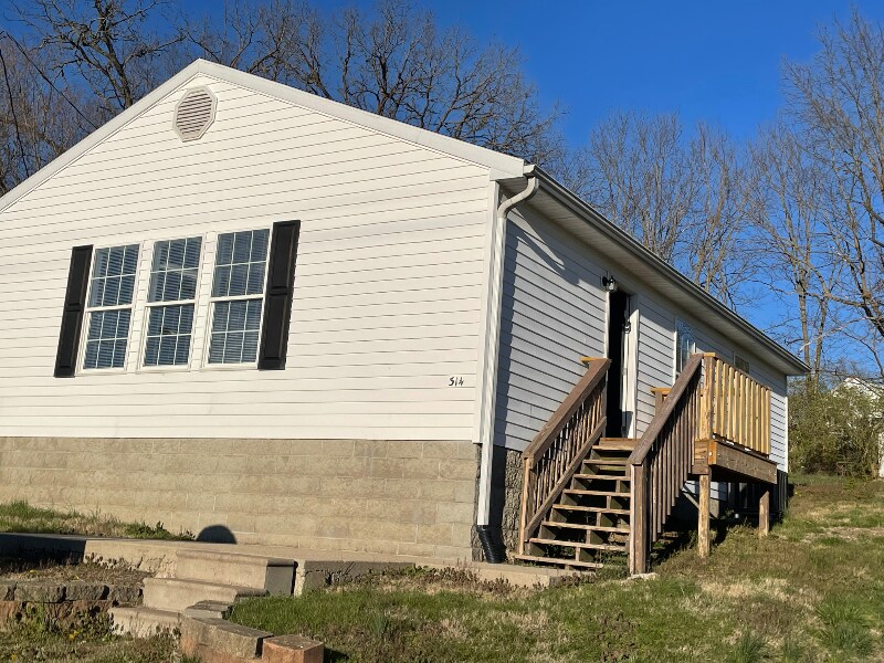 314 N 6th St in Danville, KY - Building Photo