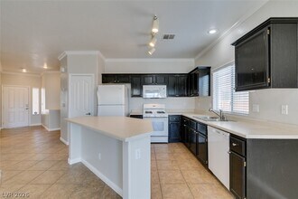 1209 Echo Beach Ave in North Las Vegas, NV - Building Photo - Building Photo