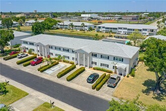 1473 Saddle Woode Dr in Ft. Myers, FL - Building Photo - Building Photo