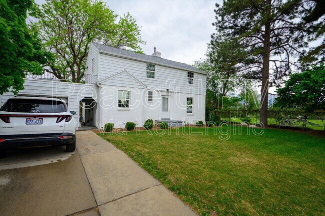property at 949 S 2300 E