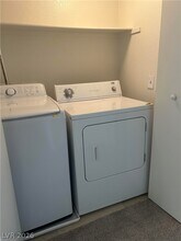 6560 Wilma Ave in Las Vegas, NV - Building Photo - Building Photo