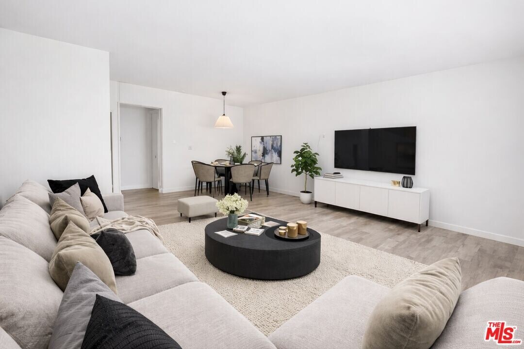 1446 Cochran Ave in Los Angeles, CA - Building Photo