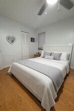 10445 NW 11th St in Pembroke Pines, FL - Building Photo - Building Photo