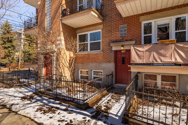 2184-2190 Laurier Av E in Montréal, QC - Building Photo - Building Photo