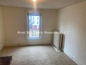 75 Ohio St in Bangor, ME - Building Photo - Building Photo