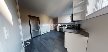 23 Elmer St, Unit 1 in Cambridge, MA - Building Photo - Building Photo