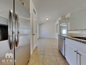 3005 N 89th Dr in Phoenix, AZ - Building Photo - Building Photo