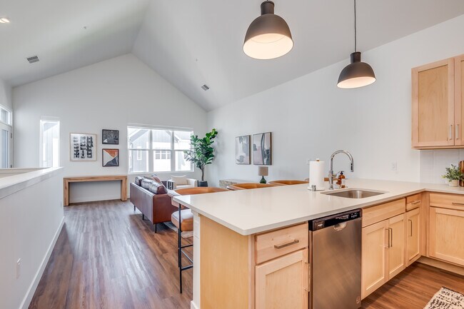 The Emree in West Bend, WI - Foto de edificio - Interior Photo
