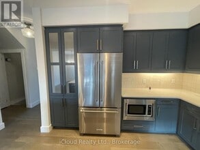 167 Forest Creek Dr in Kitchener, ON - Building Photo - Building Photo