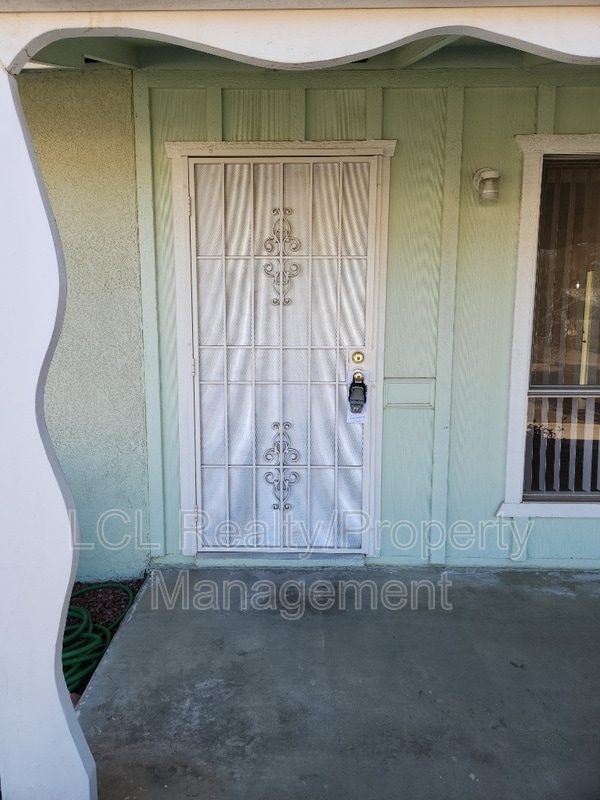 26787 Oakmont Dr in Menifee, CA - Building Photo - Building Photo