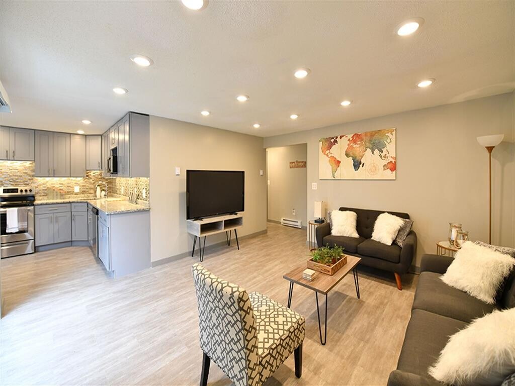 Peppertree Apartments in Groton, CT