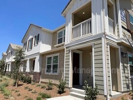 4254 S Hermosa Paseo in Ontario, CA - Building Photo