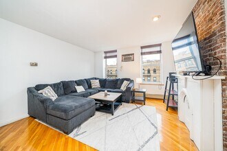 1204 Washington St in Hoboken, NJ - Building Photo - Building Photo