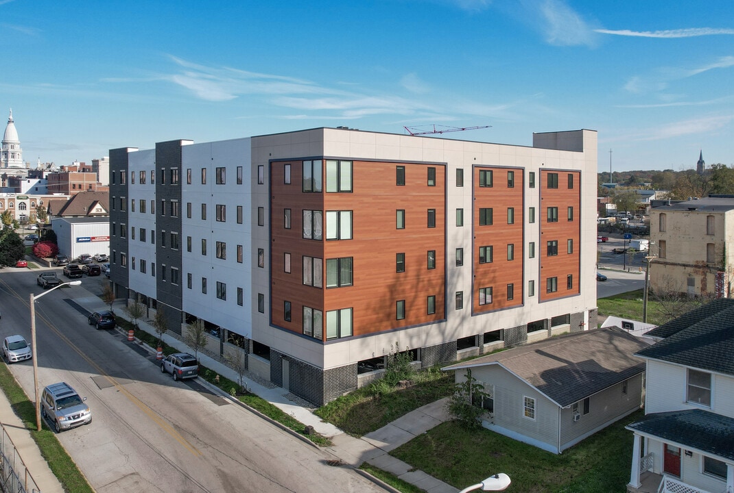 Nova in Lafayette, IN - Building Photo