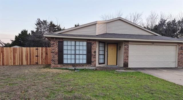 134 London Ln in Glenn Heights, TX - Building Photo - Building Photo