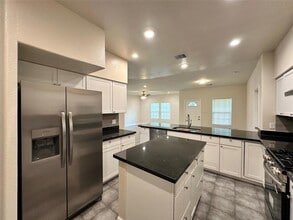 304 Armstrong St in Houston, TX - Building Photo - Building Photo