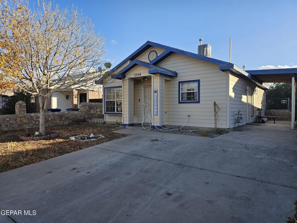 12154 Yvonne Richardson Ave in El Paso, TX - Building Photo