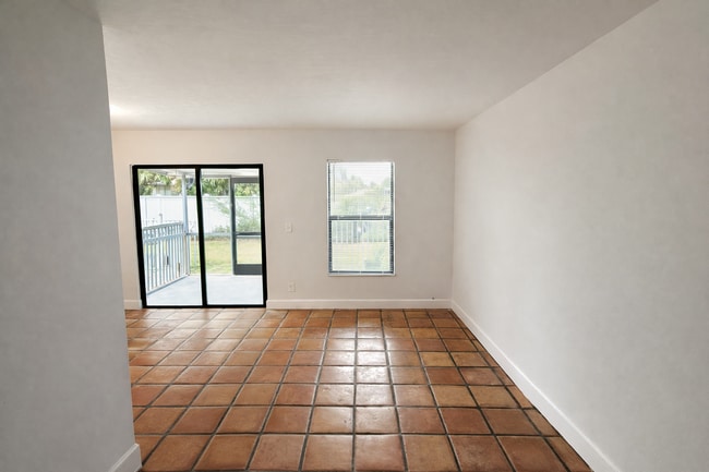 11450 Char Ann Dr in Ft. Myers, FL - Building Photo - Building Photo