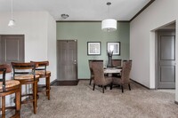 Miller Creek at Germantown Apartments in Memphis, TN - Building Photo - Building Photo