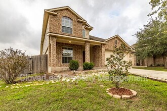 2424 Dimmitt Dr in New Braunfels, TX - Building Photo - Building Photo