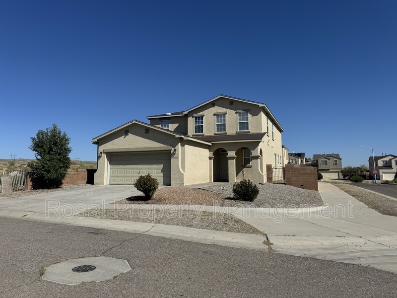 10923 Denton Rd SW in Albuquerque, NM - Building Photo