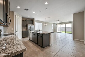 24139 W Hess Ave in Buckeye, AZ - Building Photo - Building Photo