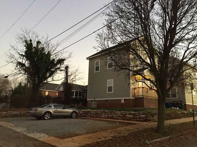 812 W M.L.K. Blvd in Chattanooga, TN - Building Photo - Building Photo