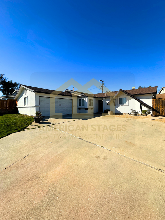 419 Terra Way in Lompoc, CA - Building Photo - Building Photo