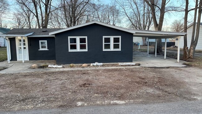 802 Colorado St in Waterloo, IA - Building Photo - Building Photo