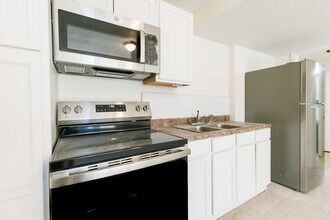 2426 24th St in Lubbock, TX - Foto de edificio - Building Photo