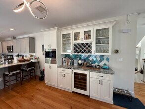 24 Shapley Ave in Medford, MA - Building Photo - Building Photo