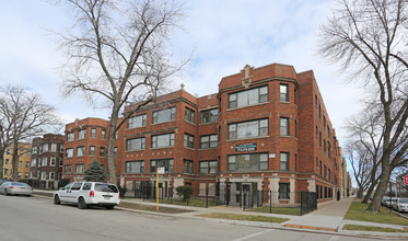 7549 S Essex Ave in Chicago, IL - Building Photo - Building Photo