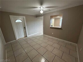 2828 Jackson St in Ft. Myers, FL - Building Photo - Building Photo